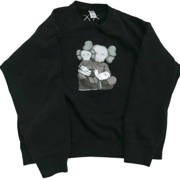Uniqlo x KAWS Black Oversized Sweatshirt - Picture 5 of 7